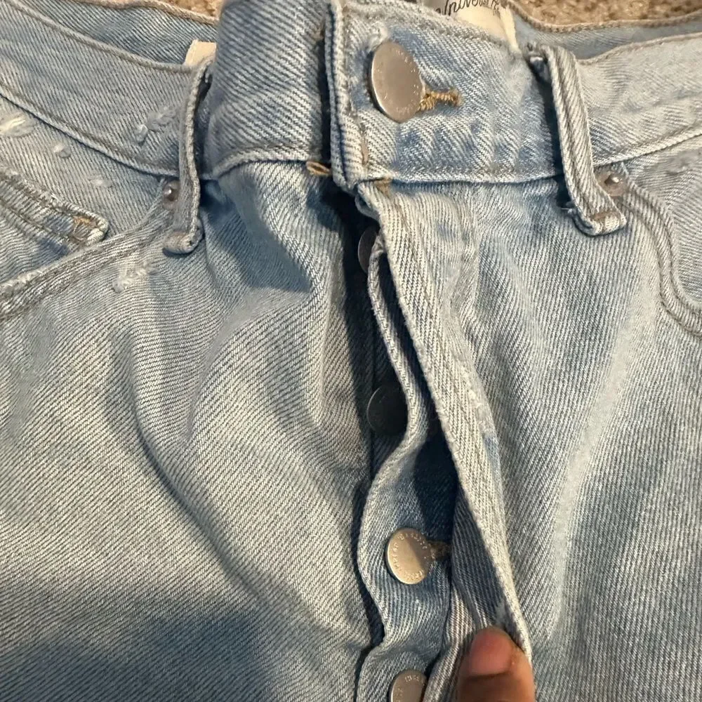 Universal Thread Mid Rise 90’s Baggy Jean Shorts 14